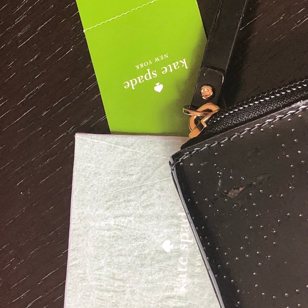 ♠️ Kate Spade ♠️ Clutch. - Picture 6 of 7